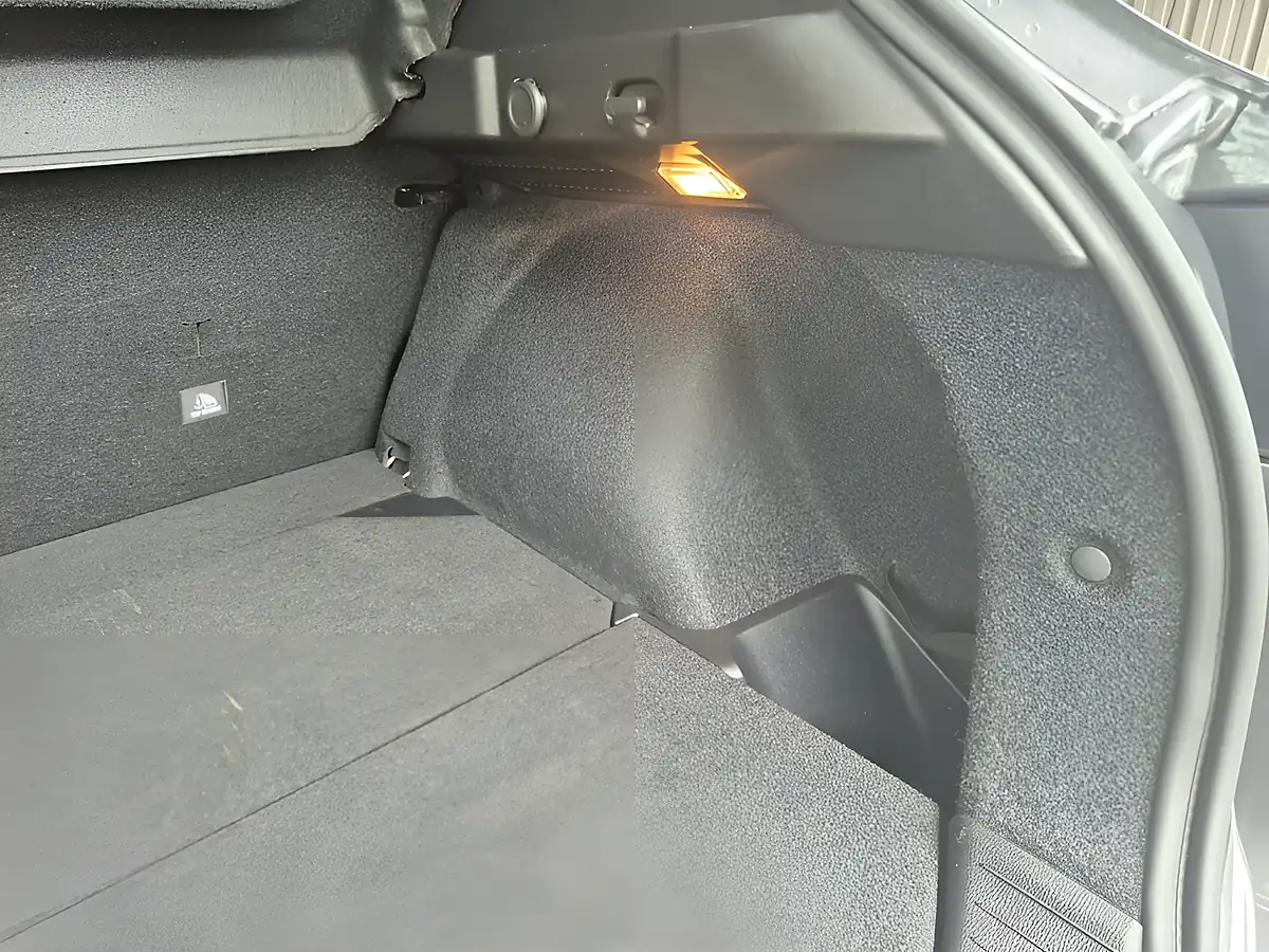 Used 2023 Nissan Qashqai Tekna Grey - Interior and Exterior details 10