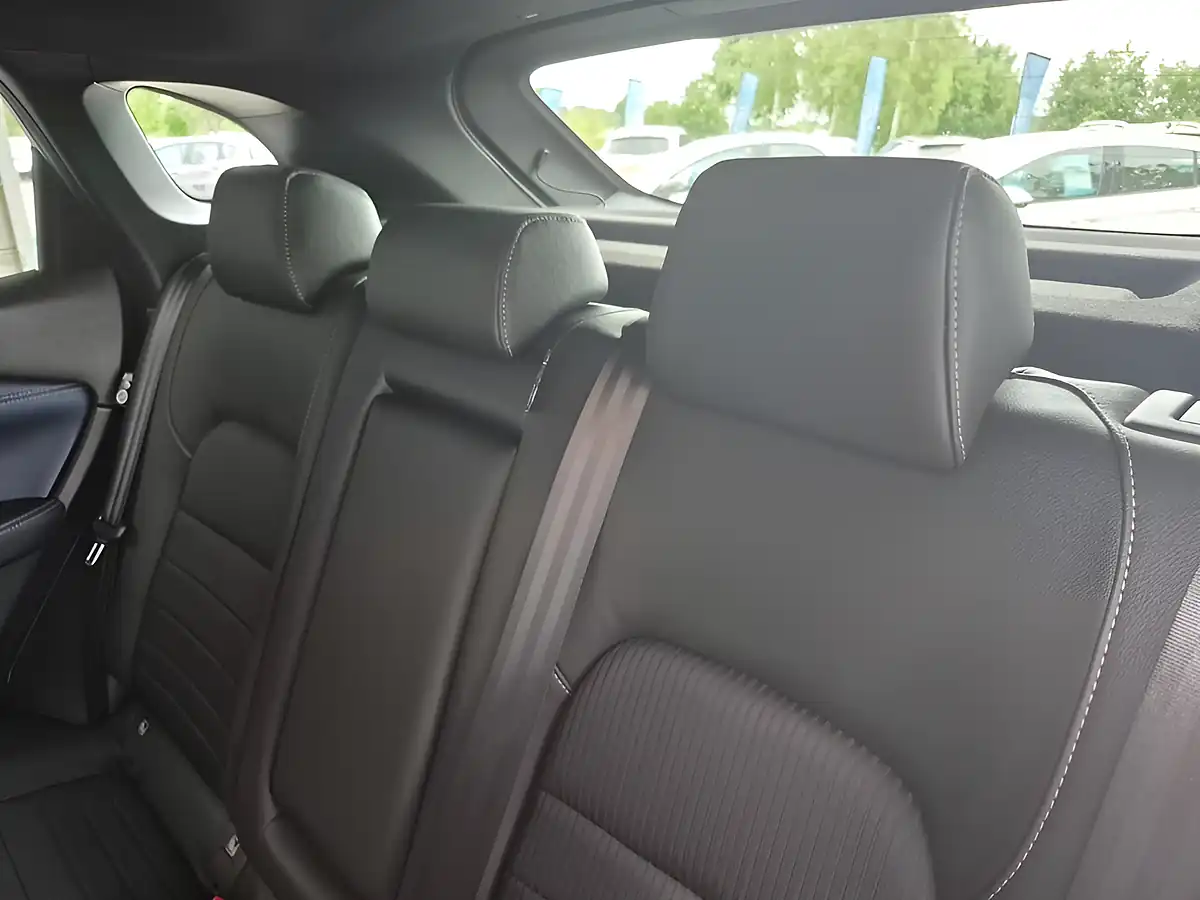Used 2023 Nissan Qashqai Tekna Grey - Interior and Exterior details 11