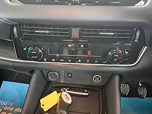 Used 2023 Nissan Qashqai Tekna Grey - Interior and Exterior details 13