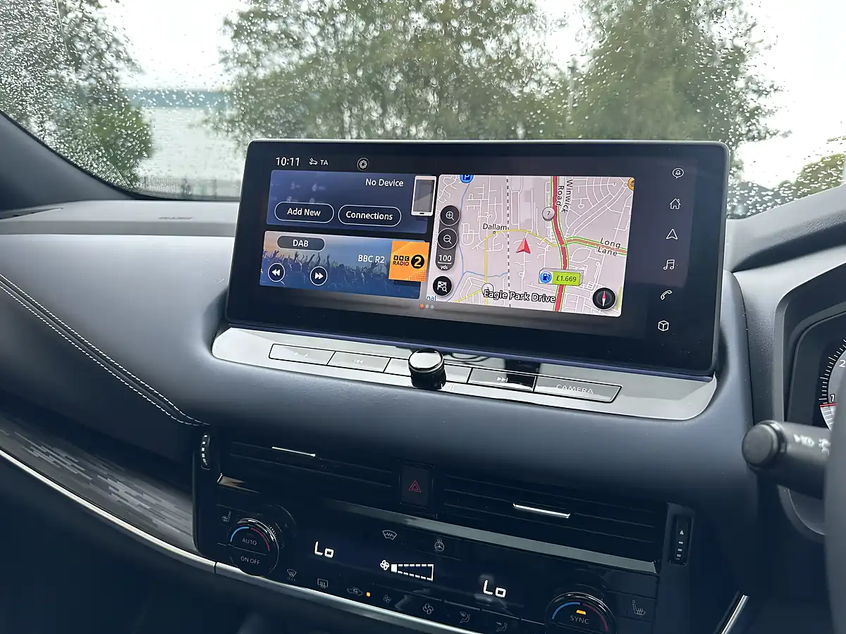 Used 2023 Nissan Qashqai Tekna Grey - Interior and Exterior details 16
