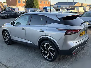 Used 2023 Nissan Qashqai Tekna+ Silver Metallic - Interior and Exterior details 8