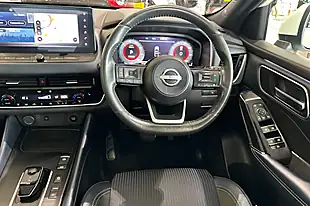Used 2023 Nissan Qashqai Tekna Storm White - Interior and Exterior details 12