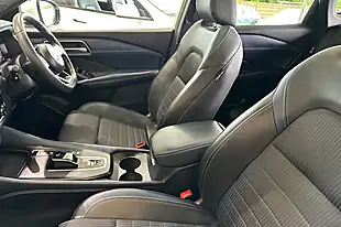 Used 2023 Nissan Qashqai Tekna Storm White - Interior and Exterior details 16