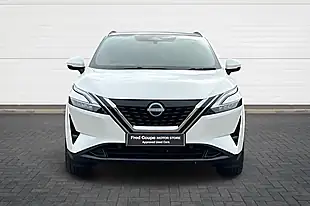Used 2023 Nissan Qashqai Tekna Storm White - Interior and Exterior details 8