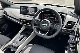 Used 2023 Nissan Qashqai Tekna Storm White - Interior and Exterior details 10