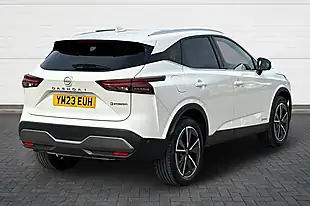 Used 2023 Nissan Qashqai Tekna Storm White - Interior and Exterior details 3