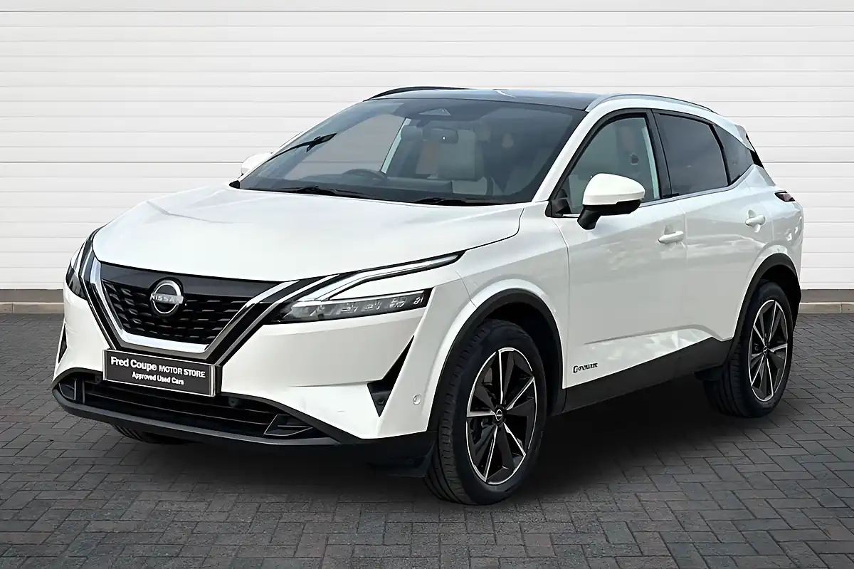 Used 2023 Nissan Qashqai Tekna Storm White - Interior and Exterior details 7