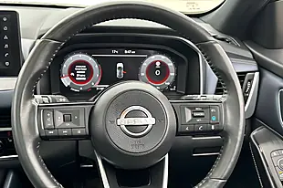 Used 2023 Nissan Qashqai Tekna Storm White/ Pearl Black - Interior and Exterior details 10