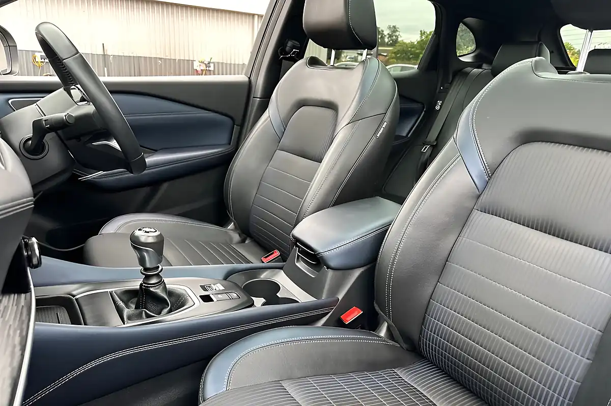 Used 2023 Nissan Qashqai Tekna Storm White/ Pearl Black - Interior and Exterior details 11