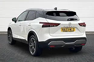 Used 2023 Nissan Qashqai Tekna Storm White/ Pearl Black - Interior and Exterior details 5