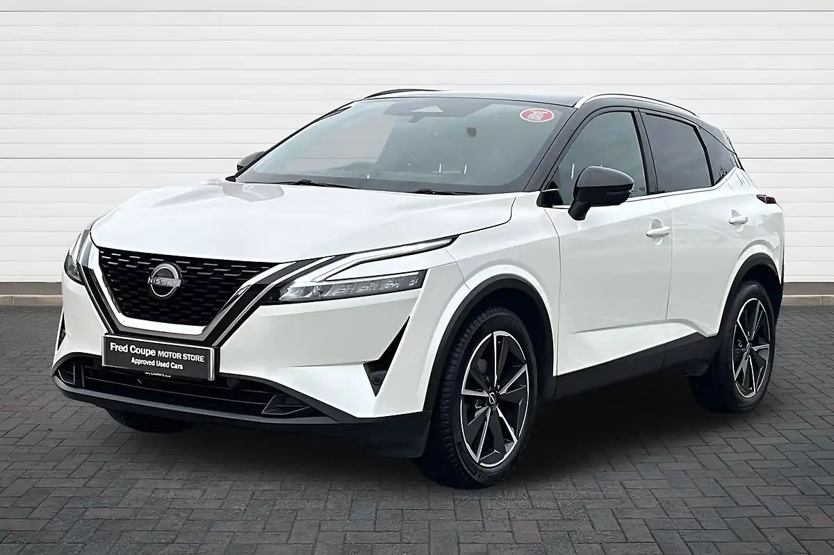 Used 2023 Nissan Qashqai Tekna Storm White/ Pearl Black - Interior and Exterior details 7