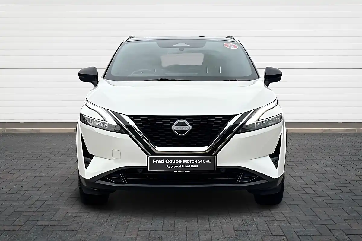 Used 2023 Nissan Qashqai Tekna Storm White/ Pearl Black - Interior and Exterior details 8