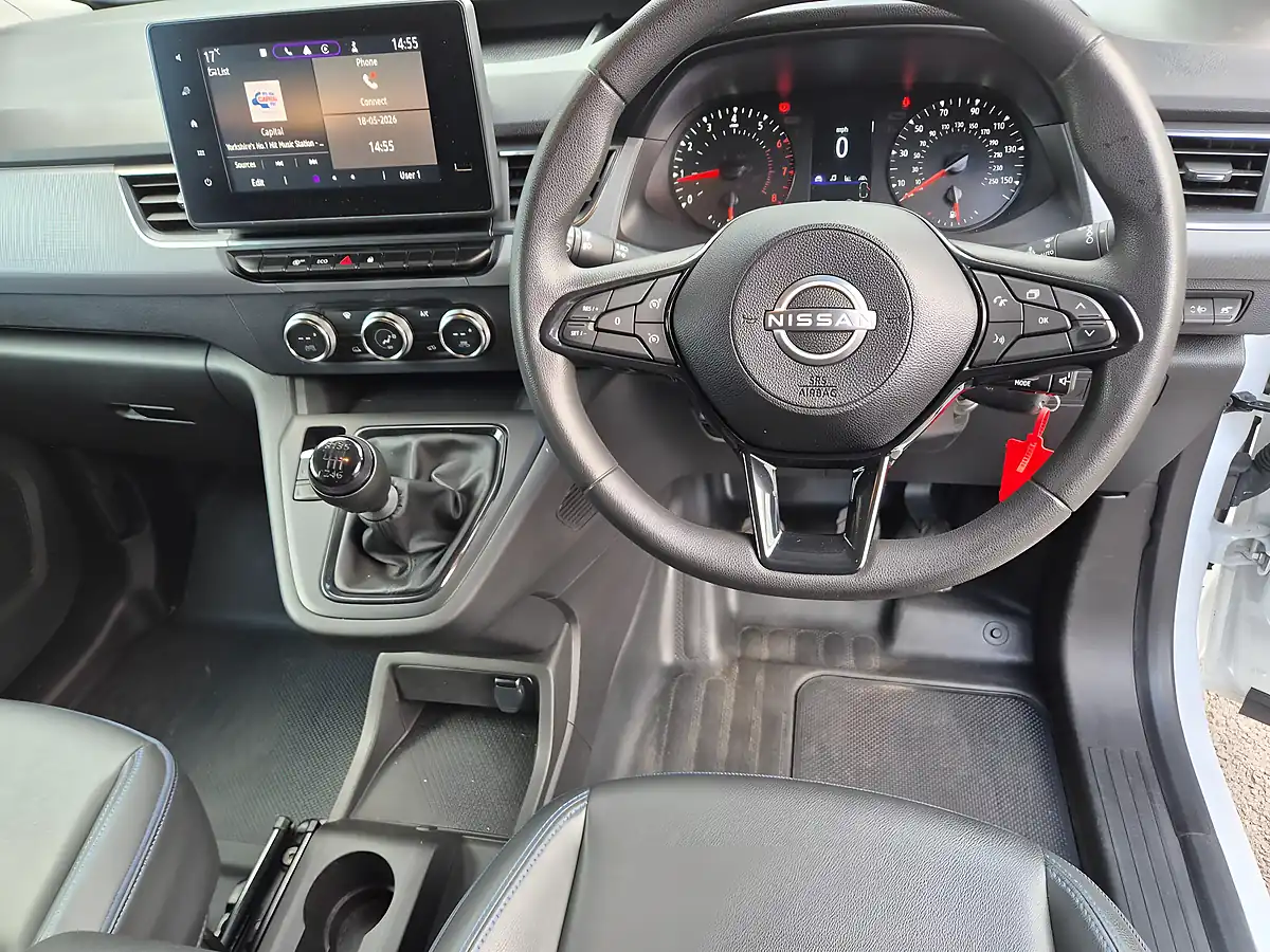 Used 2023 Nissan Townstar Acenta L1 White - Interior and Exterior details 3