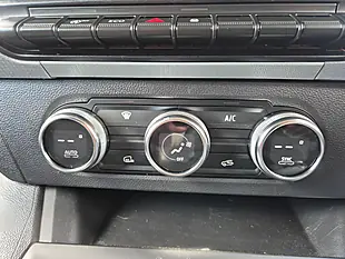 Used 2023 Nissan Townstar Acenta L1 White - Interior and Exterior details 6