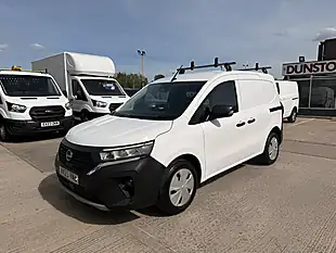 Used 2023 Nissan Townstar Acenta White - Interior and Exterior details 13