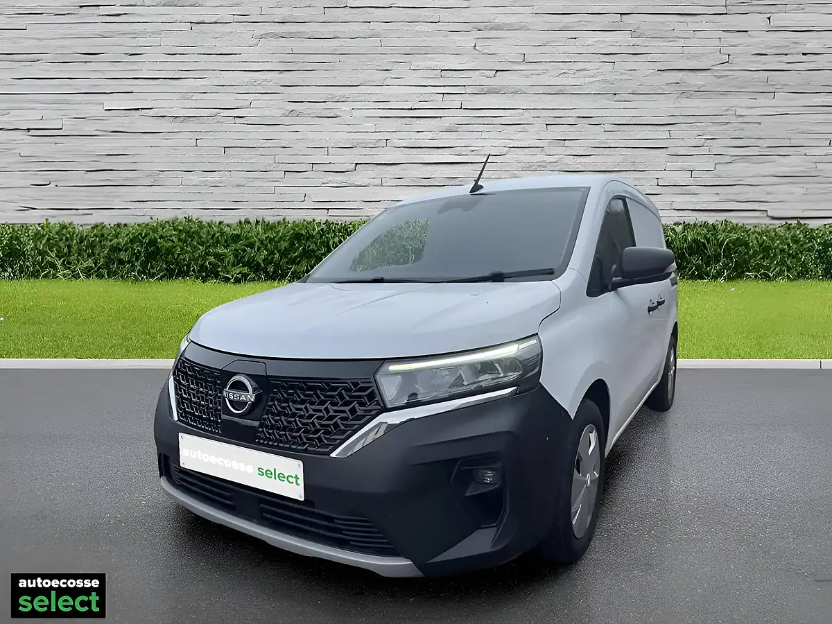 Used 2023 Nissan Townstar Acenta White - Interior and Exterior details 7