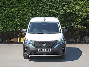 Used 2023 Nissan Townstar Acenta White - Interior and Exterior details 3