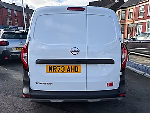 Used 2023 Nissan Townstar Acenta White - Interior and Exterior details 6