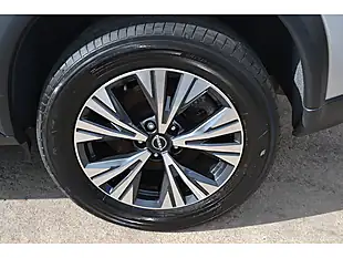Used 2023 Nissan X-Trail Acenta Premium Silver - Interior and Exterior details 10