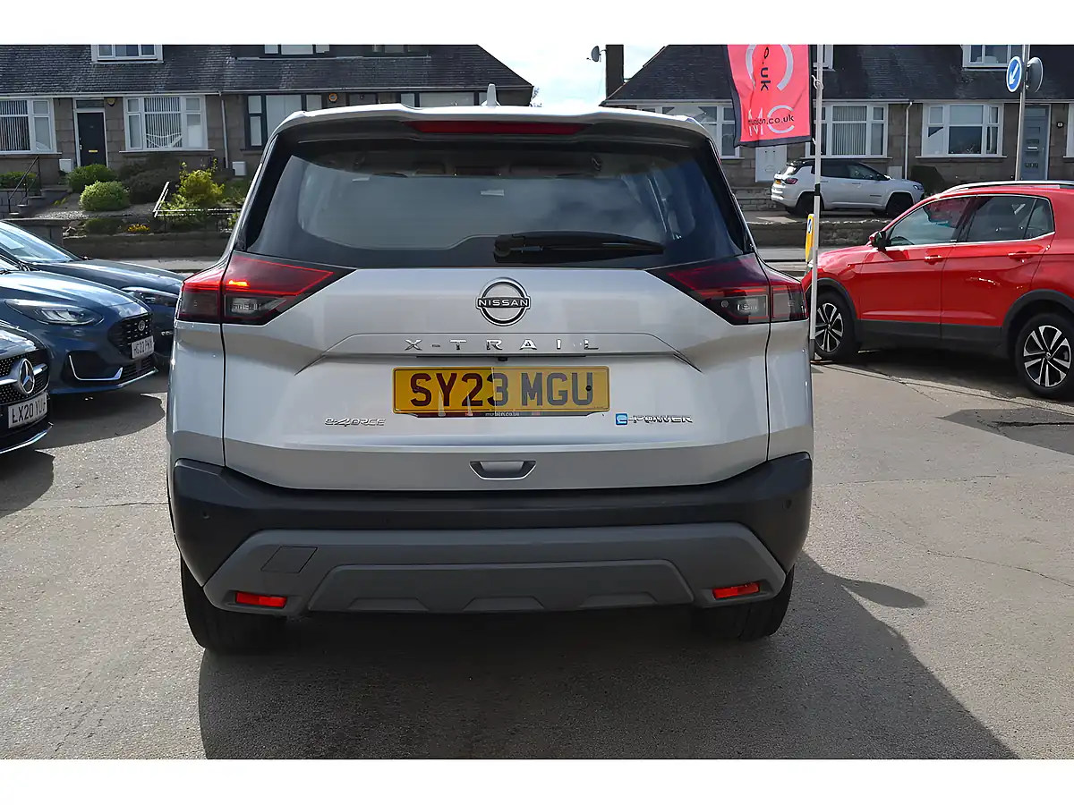 Used 2023 Nissan X-Trail Acenta Premium Silver - Interior and Exterior details 11