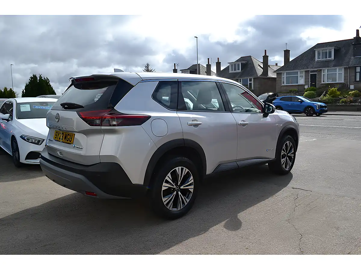 Used 2023 Nissan X-Trail Acenta Premium Silver - Interior and Exterior details 15