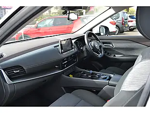 Used 2023 Nissan X-Trail Acenta Premium Silver - Interior and Exterior details 16