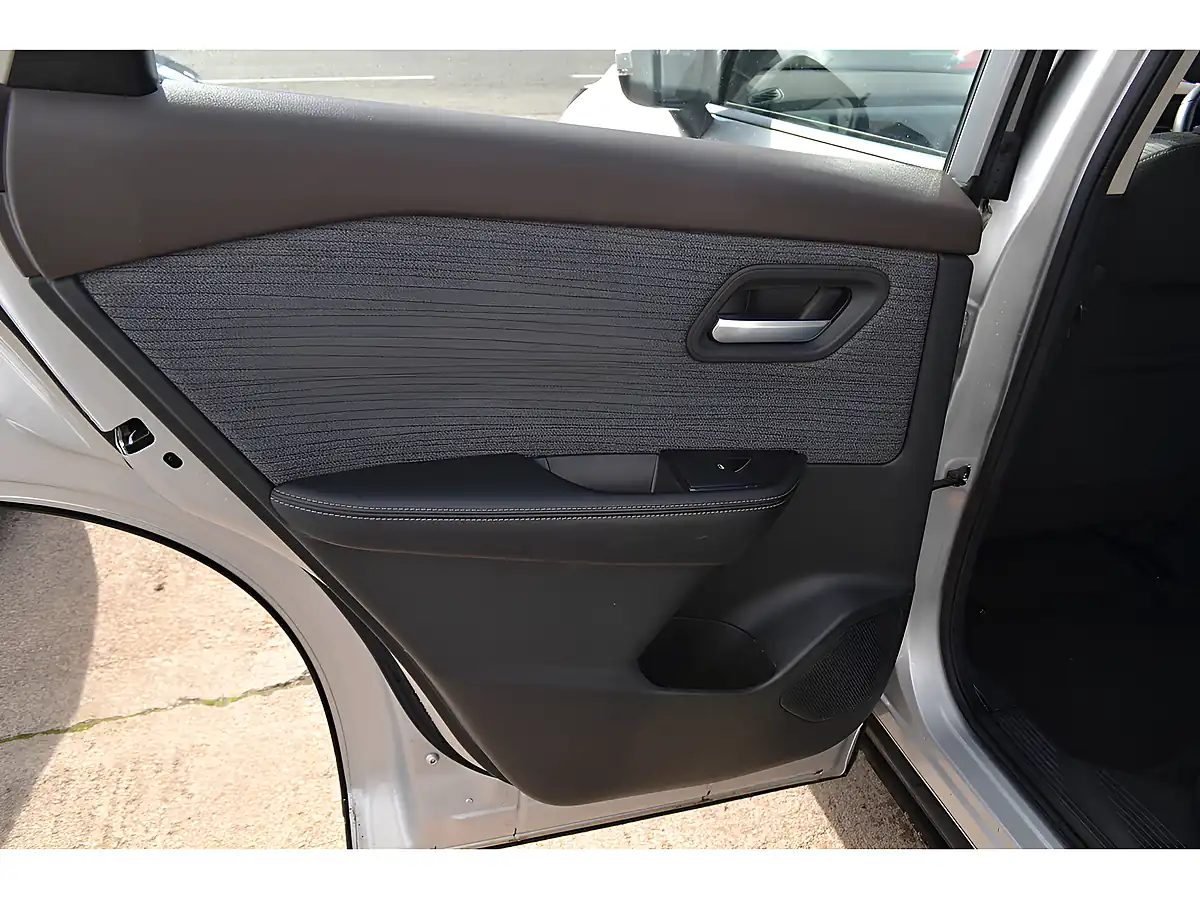 Used 2023 Nissan X-Trail Acenta Premium Silver - Interior and Exterior details 19