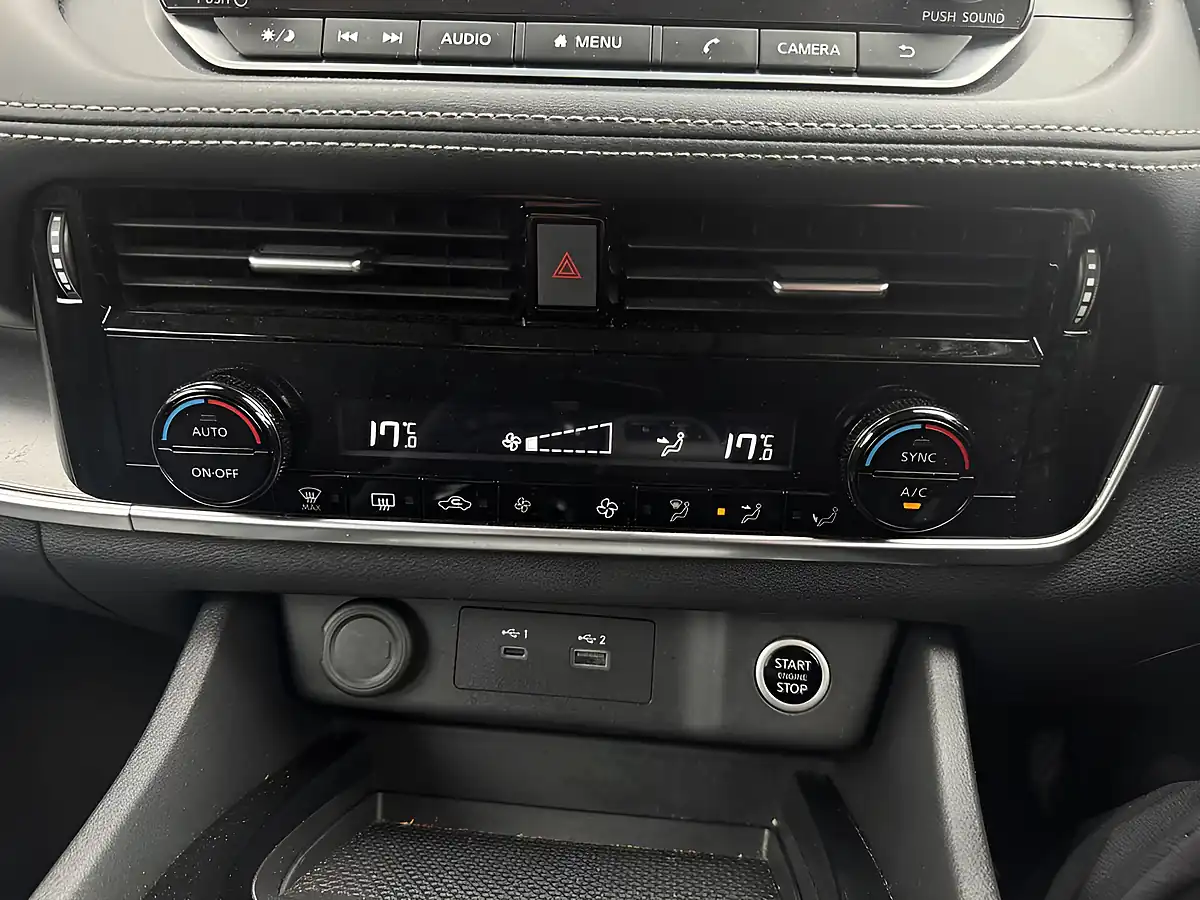 Used 2023 Nissan X-Trail Acenta Premium White - Interior and Exterior details 17