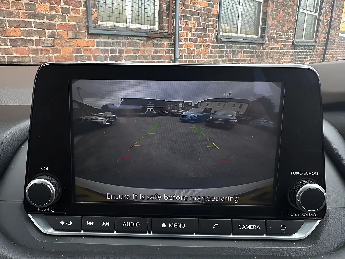 Used 2023 Nissan X-Trail Acenta Premium White - Interior and Exterior details 19
