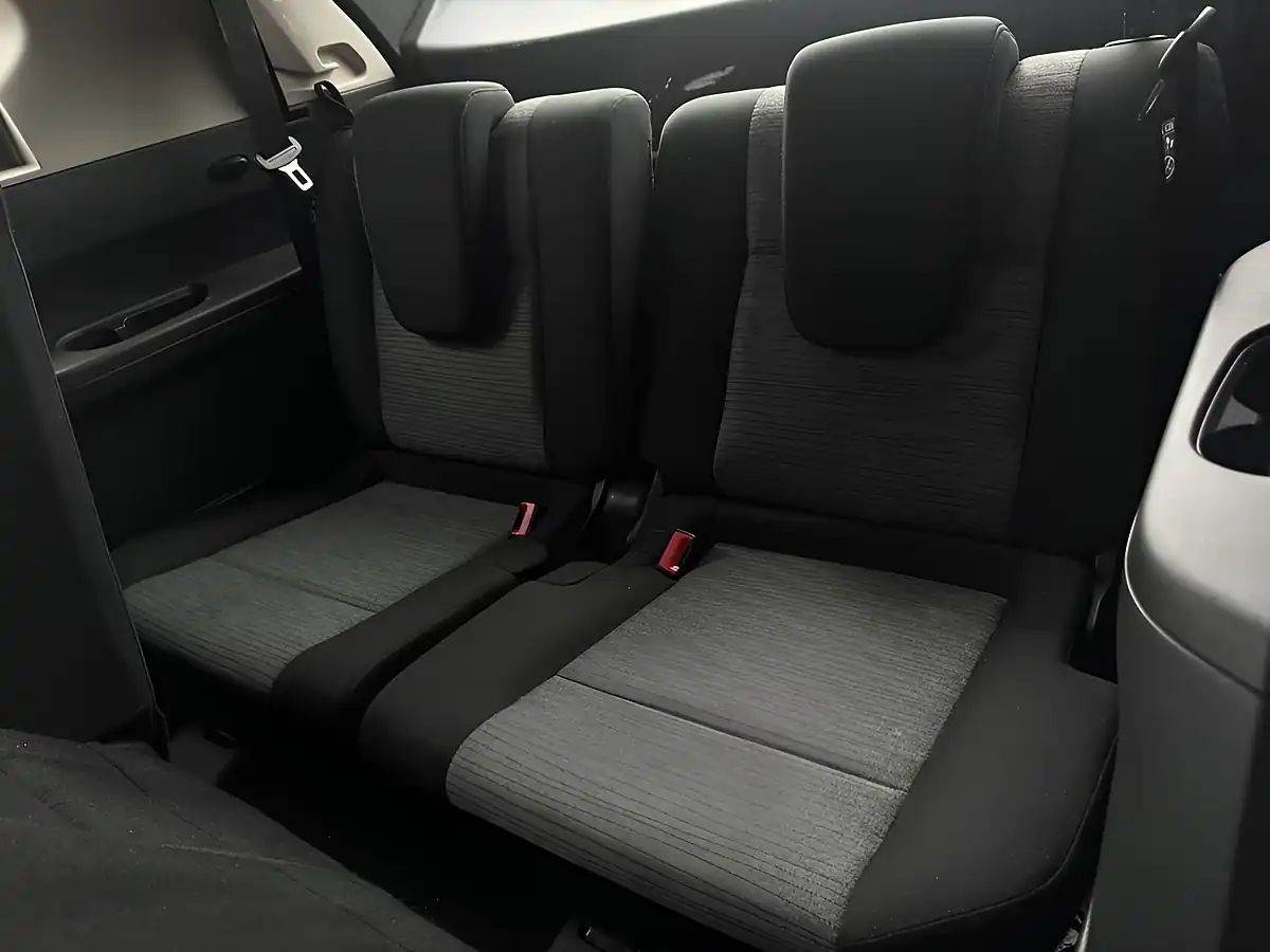 Used 2023 Nissan X-Trail Acenta Premium White - Interior and Exterior details 8