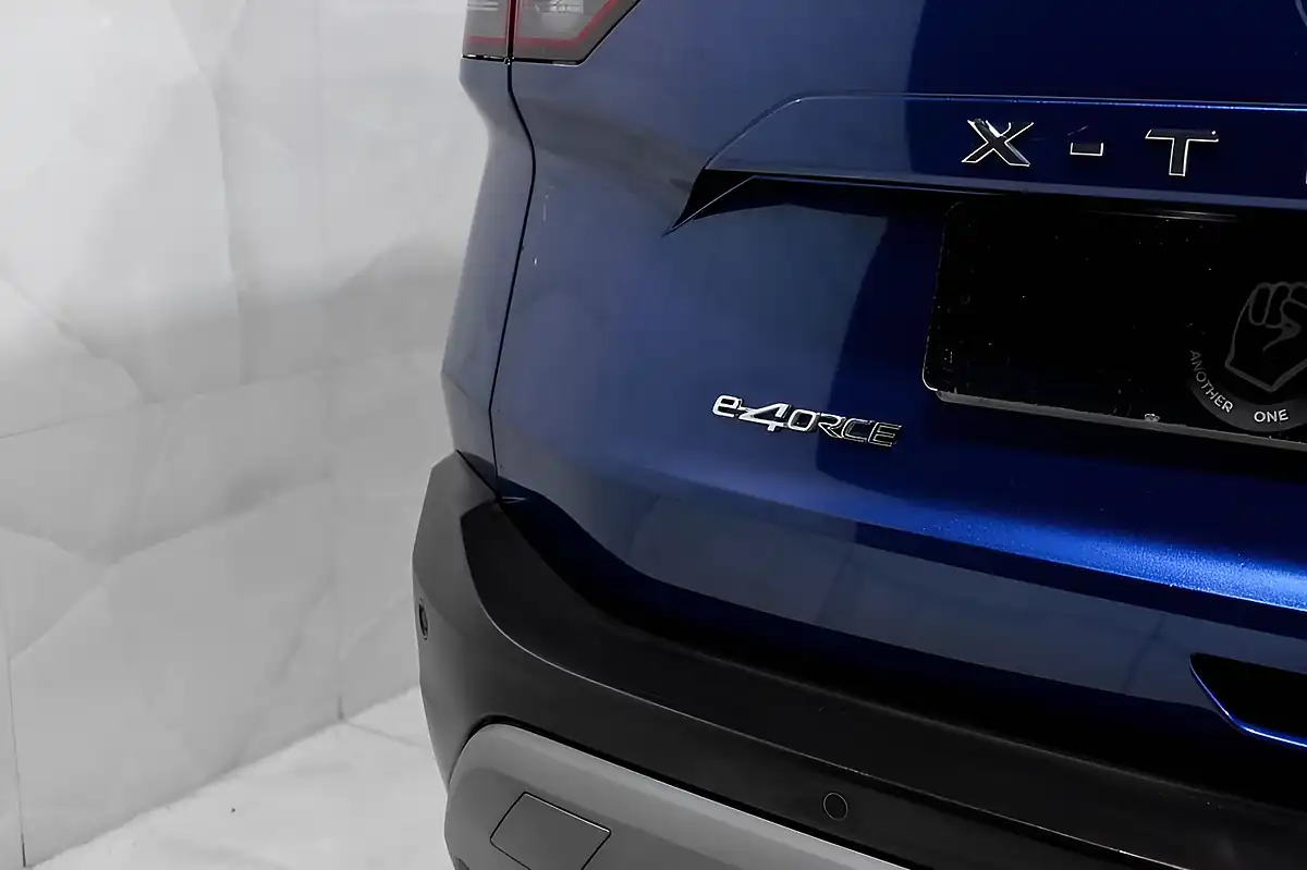 Used 2023 Nissan X-Trail N-Connecta Blue - Interior and Exterior details 12