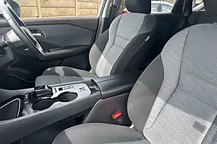 Used 2023 Nissan X-Trail N-Connecta Silver - Interior and Exterior details 11