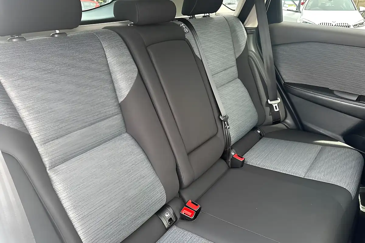 Used 2023 Nissan X-Trail N-Connecta Silver - Interior and Exterior details 17