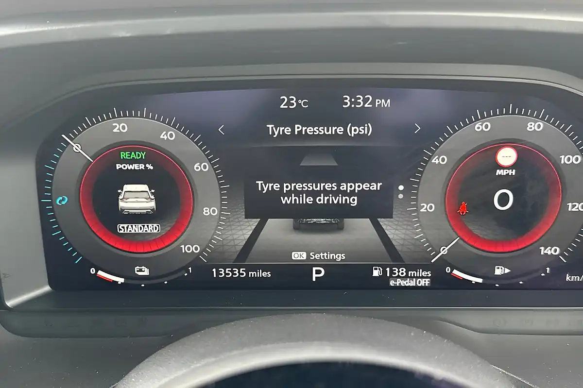 Used 2023 Nissan X-Trail N-Connecta Silver - Interior and Exterior details 18