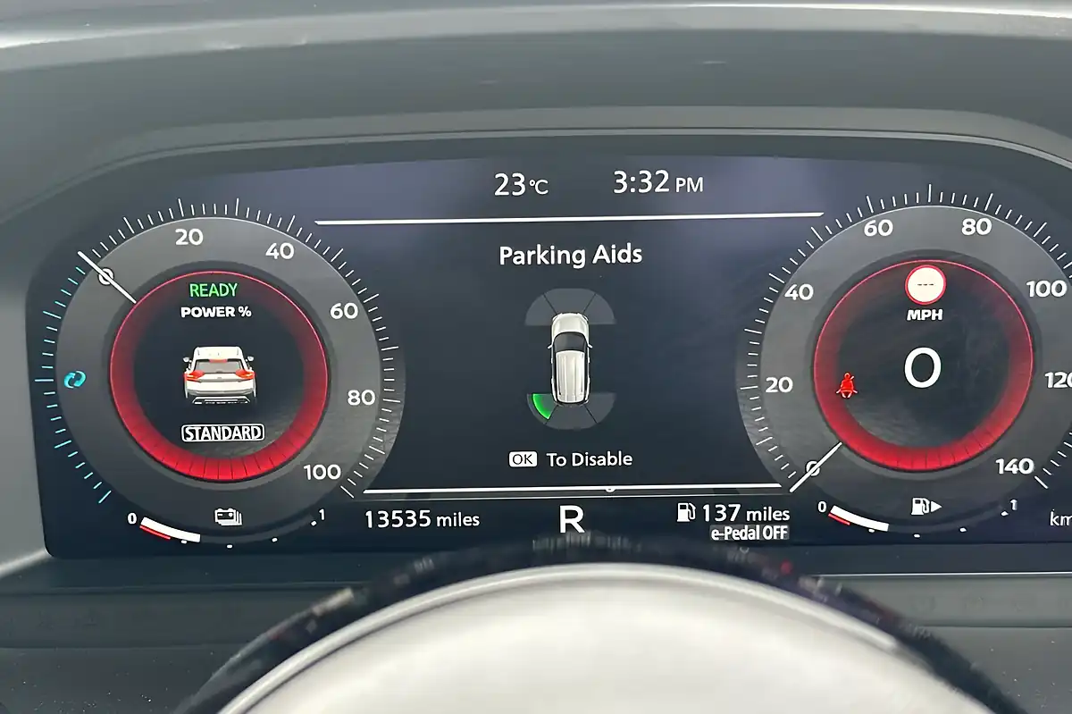 Used 2023 Nissan X-Trail N-Connecta Silver - Interior and Exterior details 19