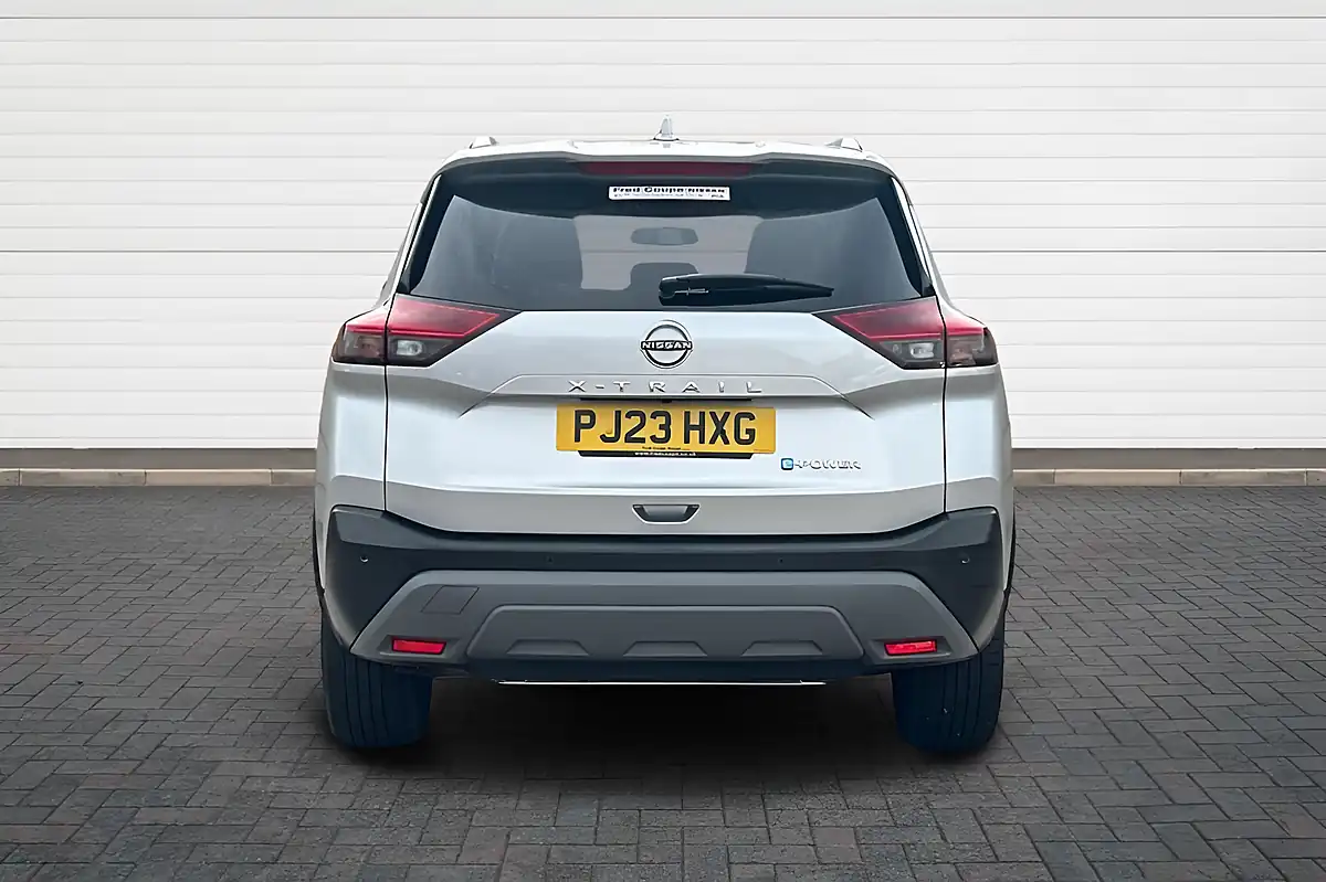 Used 2023 Nissan X-Trail N-Connecta Silver - Interior and Exterior details 4
