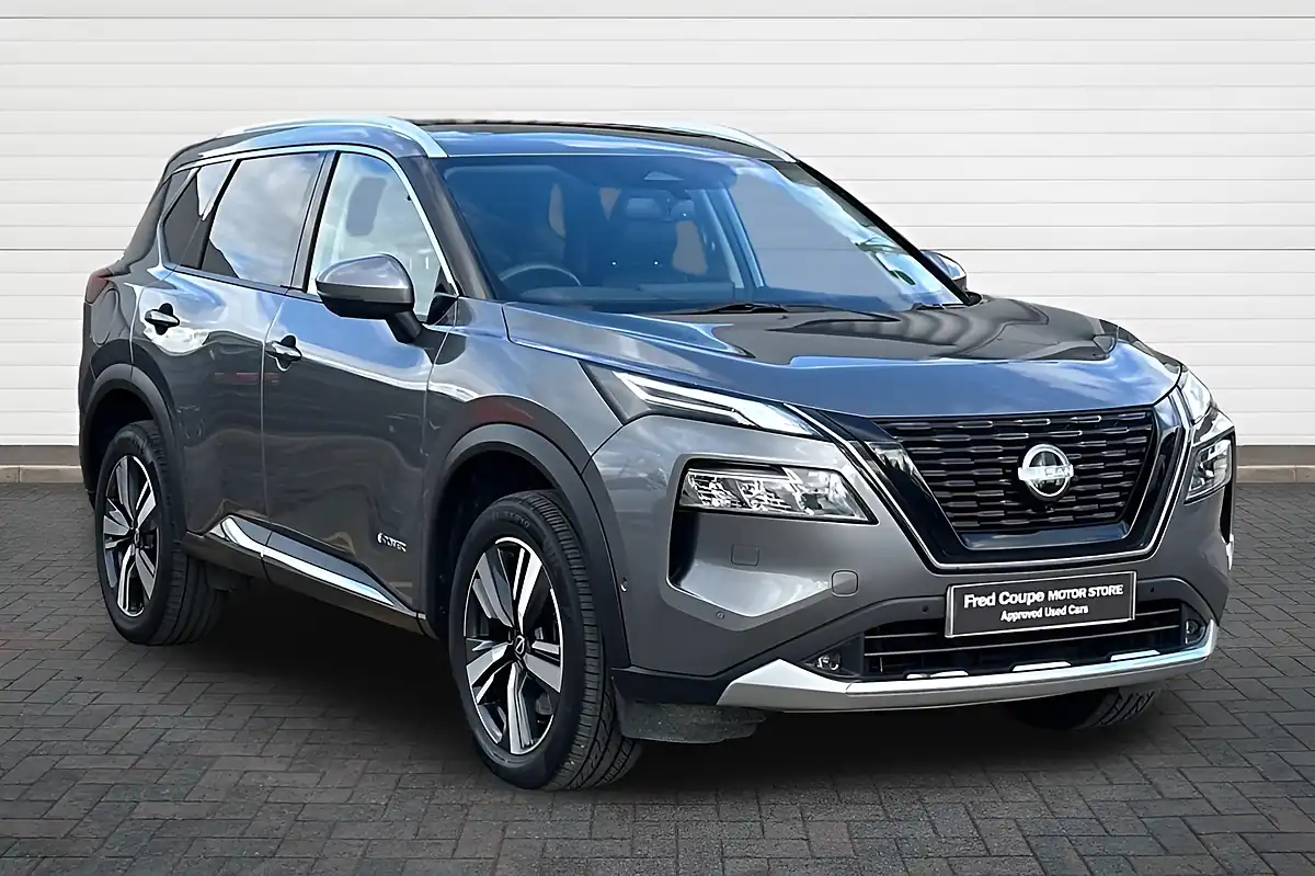 Used 2023 Nissan X-Trail Tekna Gun Metal - Front View