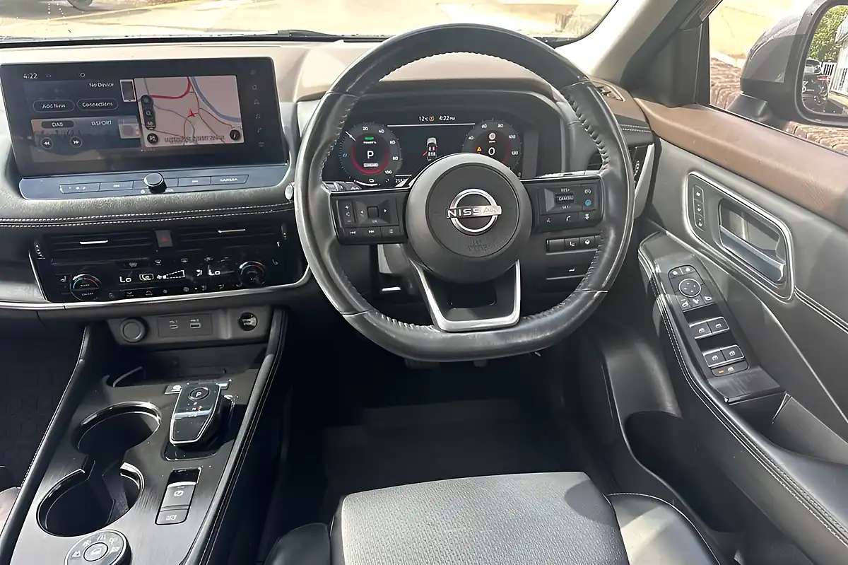 Used 2023 Nissan X-Trail Tekna Gun Metal - Interior and Exterior details 12