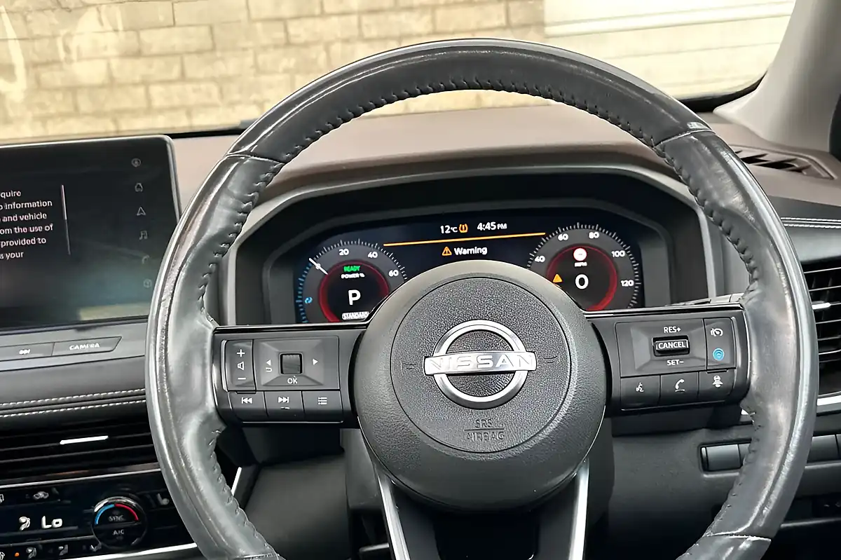Used 2023 Nissan X-Trail Tekna Gun Metal - Interior and Exterior details 13