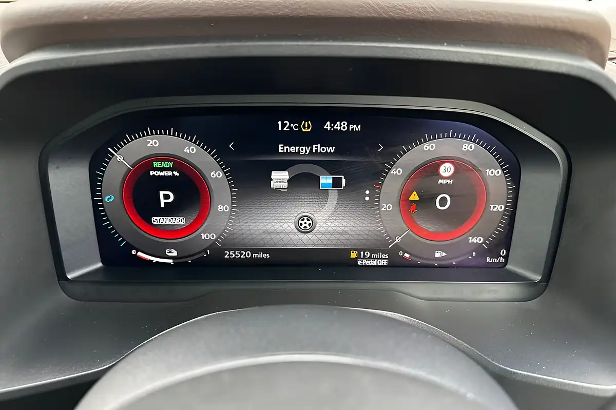 Used 2023 Nissan X-Trail Tekna Gun Metal - Interior and Exterior details 14