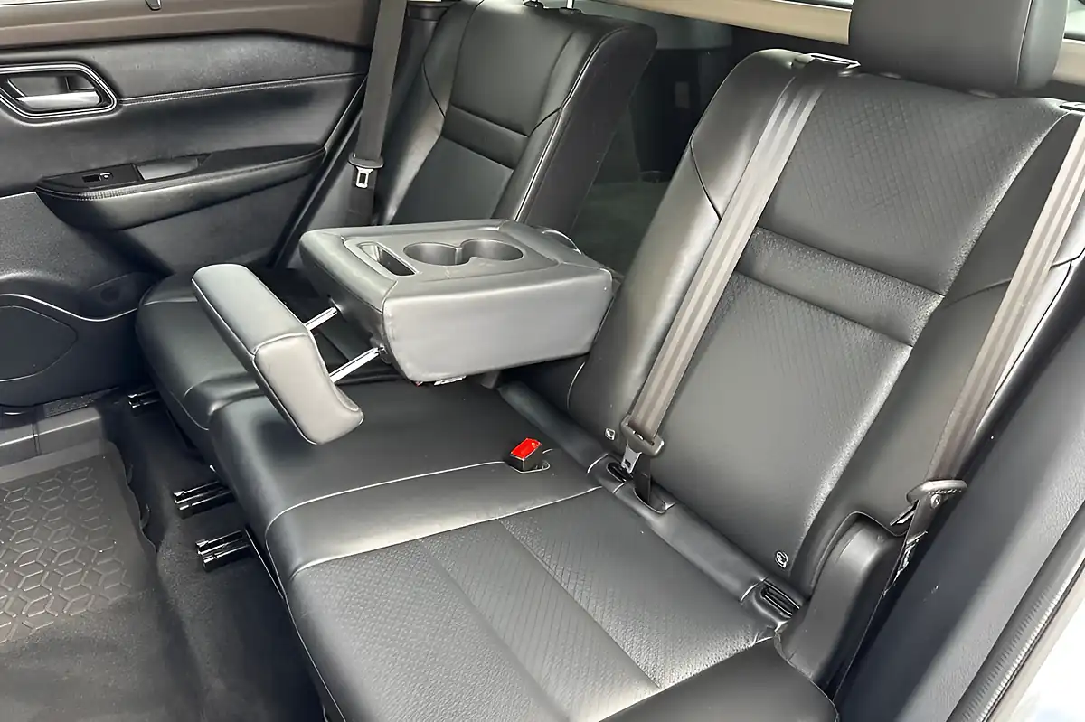 Used 2023 Nissan X-Trail Tekna Gun Metal - Interior and Exterior details 17