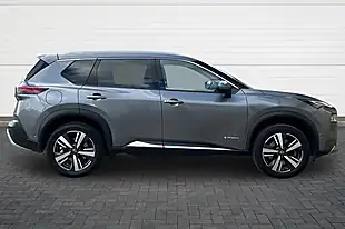Used 2023 Nissan X-Trail Tekna Gun Metal - Interior and Exterior details 2