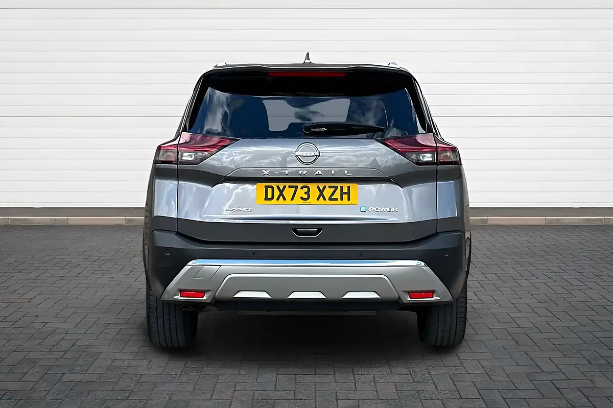 Used 2023 Nissan X-Trail Tekna Gun Metal - Interior and Exterior details 4