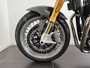 Used 2023 Norton Commando 961 Sp Silver - Interior and Exterior details 8