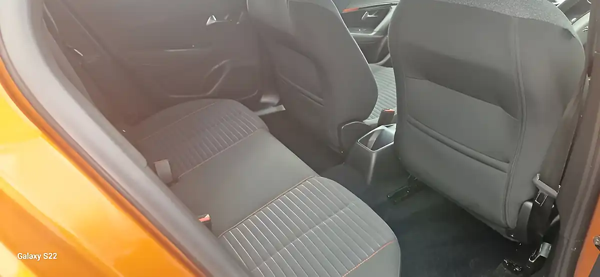 Used 2023 Peugeot 2008 Active Premium Orange - Interior and Exterior details 12