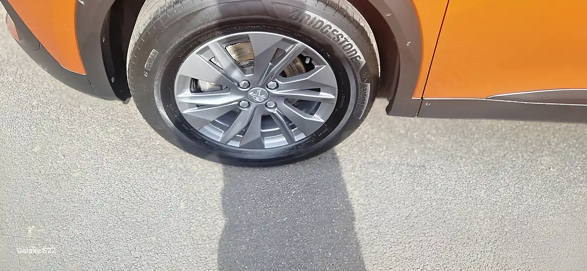 Used 2023 Peugeot 2008 Active Premium Orange - Interior and Exterior details 17
