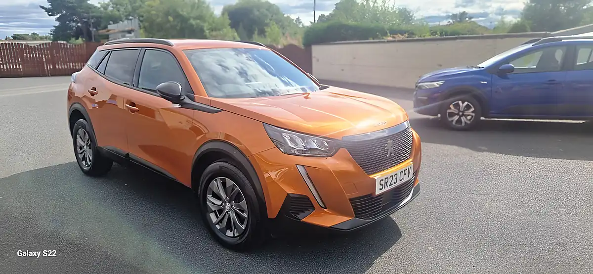 Used 2023 Peugeot 2008 Active Premium Orange - Interior and Exterior details 20