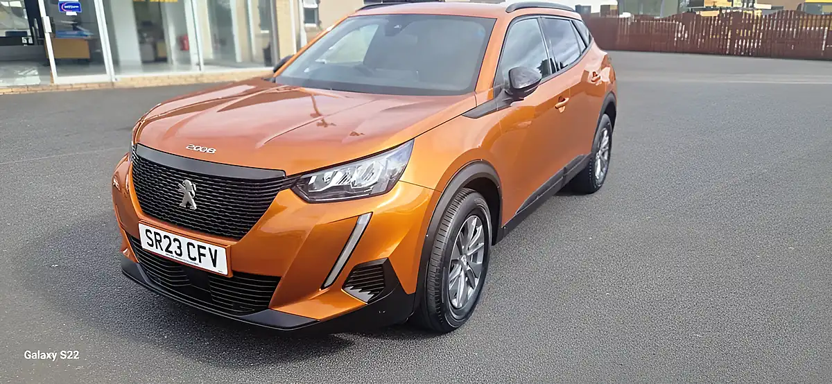 Used 2023 Peugeot 2008 Active Premium Orange - Interior and Exterior details 3