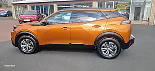 Used 2023 Peugeot 2008 Active Premium Orange - Interior and Exterior details 4