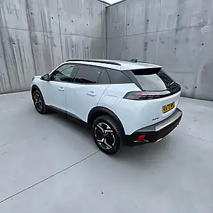 Used 2023 Peugeot 2008 Allure Edition Alpine White - Interior and Exterior details 5